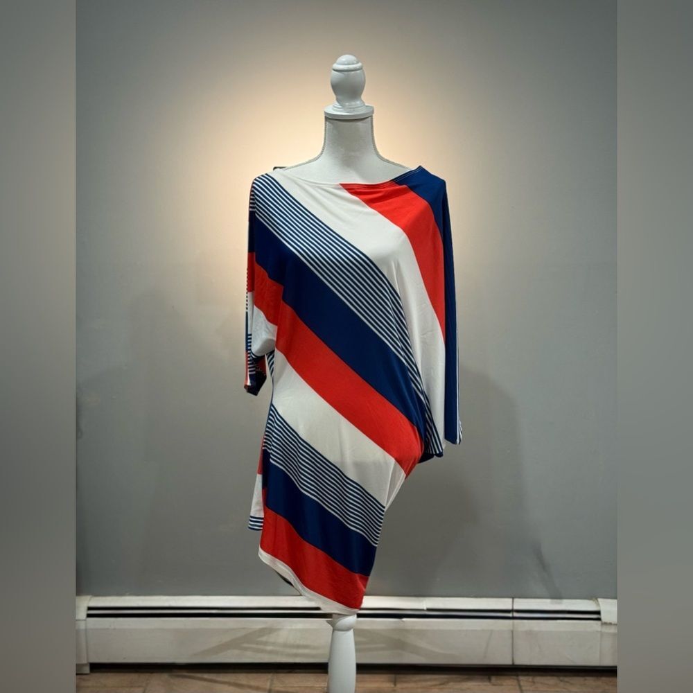 SALE! Tricolor Umgee Asymmetrical Blouse Size M EUC